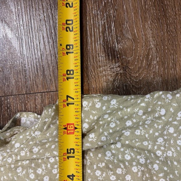 Abercrombie & Fitch Blouse Women's S Green Cap Sleeve V-Neck Peplum Floral Lace - Picture 6 of 6